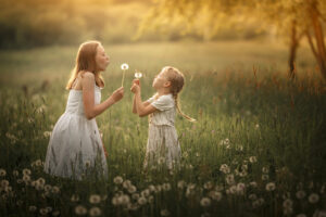 Маша и Алёнка