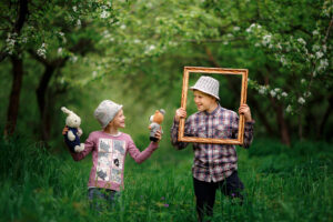 Мини-спектакль в багетной раме